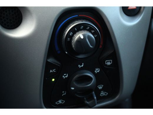 Peugeot 108 1.0 e-VTi Active | Airco | Elek. Ramen | Stuurw. Bediening | Bluetooth | | Airco | Elek. Ramen | ... ActivLease financial lease