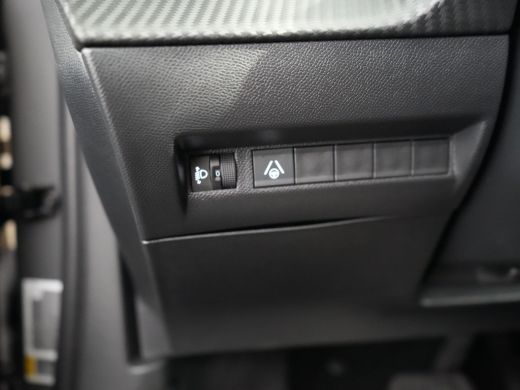 Peugeot 2008 1.2 PureTech 130 Allure | Achteruitrijcamera | Airco (automatisch) | Apple Carplay/Android Auto|t... ActivLease financial lease