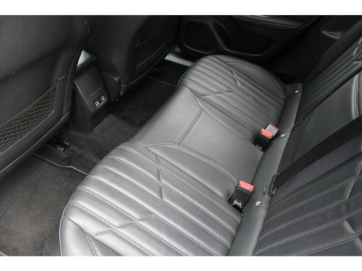 Peugeot 2008 1.2 PureTech GT-Line | Navigatie | Camera | Leder | Stoelverwarming | Massage | 18 Inch | Keyless | ActivLease financial lease