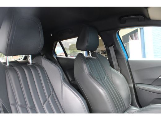 Peugeot 2008 1.2 PureTech GT-Line | Navigatie | Camera | Leder | Stoelverwarming | Massage | 18 Inch | Keyless | ActivLease financial lease