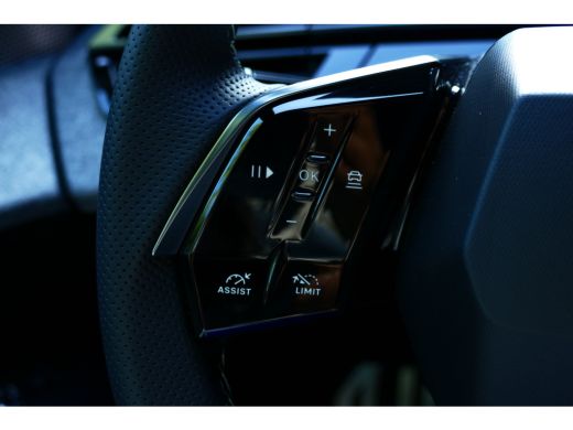 Peugeot e-5008 EV 210PK 73KWH GT AVANTAGE AUTOMAAT NAVI / CLIMA / WARMTEPOMP / 19"LMV / 360 CAMERA / PANODAK / K... ActivLease financial lease