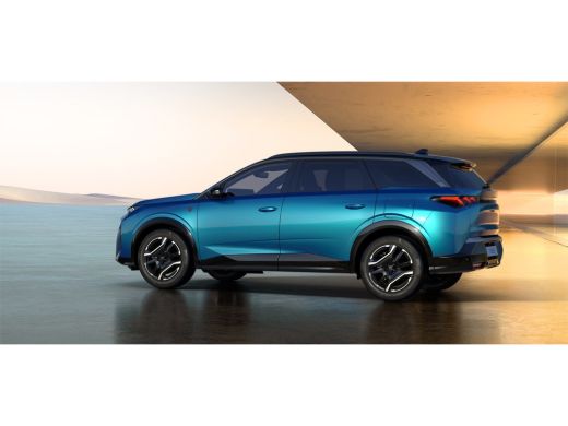 Peugeot e-5008 EV 210PK 73KWH GT AVANTAGE AUTOMAAT NAVI / CLIMA / WARMTEPOMP / 19"LMV / 360 CAMERA / PANODAK / K... ActivLease financial lease