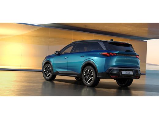 Peugeot e-5008 EV 210PK 73KWH GT AVANTAGE AUTOMAAT NAVI / CLIMA / WARMTEPOMP / 19"LMV / 360 CAMERA / PANODAK / K... ActivLease financial lease