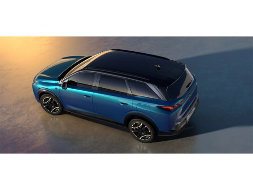 Peugeot e-5008 EV 210PK 73KWH GT AVANTAGE AUTOMAAT NAVI / CLIMA / WARMTEPOMP / 19"LMV / 360 CAMERA / PANODAK / K... ActivLease financial lease