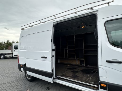 Renault Master 2.3 DCI 136 PK / L3H2 / CAMERA / TREKHAAK / IMPERIAAL / NAVI / AIRCO / CRUISE ActivLease financial lease