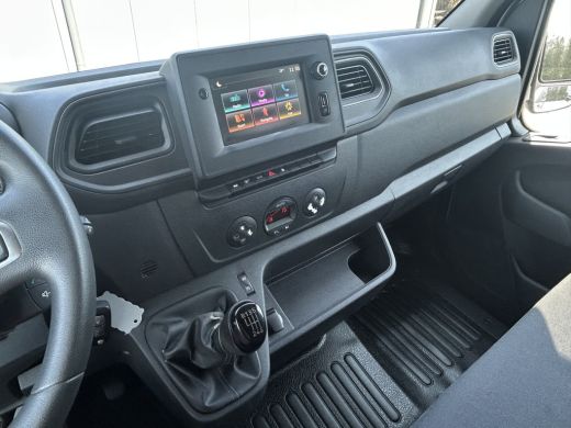 Renault Master T35 2.3 dCi 145 PK / L4H3 / MAXI WB 433 / DUBBEL LUCHT / INRICHTING / 3-ZITS / TREKHAAK / CAMERA ... ActivLease financial lease