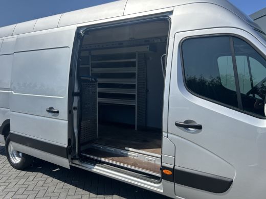 Renault Master T35 2.3 dCi 145 PK / L4H3 / MAXI WB 433 / DUBBEL LUCHT / INRICHTING / 3-ZITS / TREKHAAK / CAMERA ... ActivLease financial lease