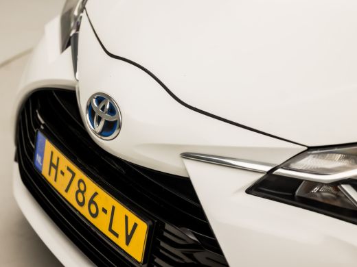 Toyota Yaris 1.5 Hybrid Active Automaat (CAMERA, CLIMATE, CRUISE, SPORTSTOELEN, LANE ASSIST, ELEK RAMEN, BLUET... ActivLease financial lease