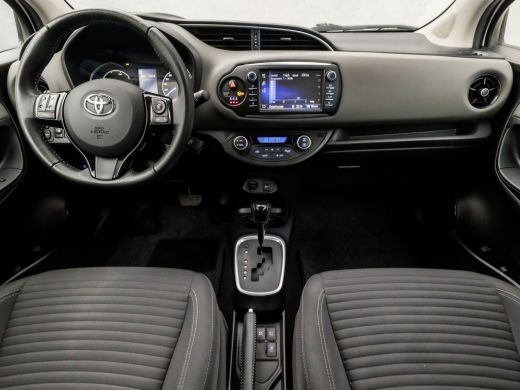 Toyota Yaris 1.5 Hybrid Active Automaat (CAMERA, CLIMATE, CRUISE, SPORTSTOELEN, LANE ASSIST, ELEK RAMEN, BLUET... ActivLease financial lease