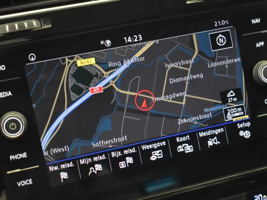 Volkswagen Golf 1.5 TSI Highline Business R-Line 150pk DSG/AUTO | Adaptief cruise control  | Navigatie | App conn... ActivLease financial lease