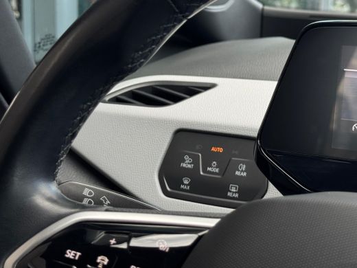 Volkswagen ID.3 First Plus 58 kWh NAVI | CAMERA | STOELVERWARMING ActivLease financial lease