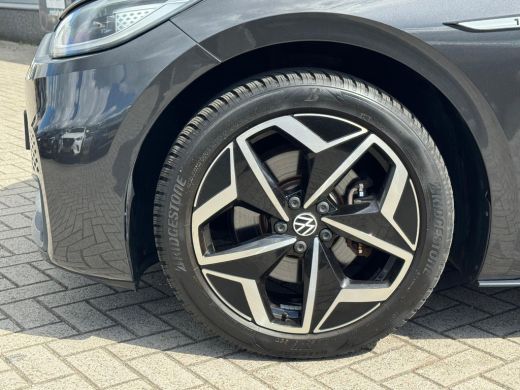 Volkswagen ID.3 First Plus 58 kWh NAVI | CAMERA | STOELVERWARMING ActivLease financial lease