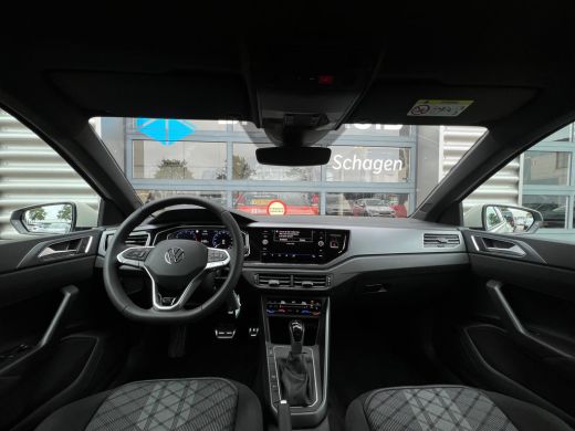 Volkswagen Polo R-Line Edition Inclusief €2000,- inruilvoordeel | 'App-Connect' draadloze smartphone integratie |... ActivLease financial lease