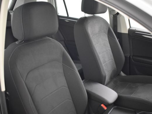 Volkswagen Tiguan 1.4 TSI eHybrid Elegance 245pk | Dodehoekdetectie | Matrix koplampen | Park assist | Adaptief cru... ActivLease financial lease