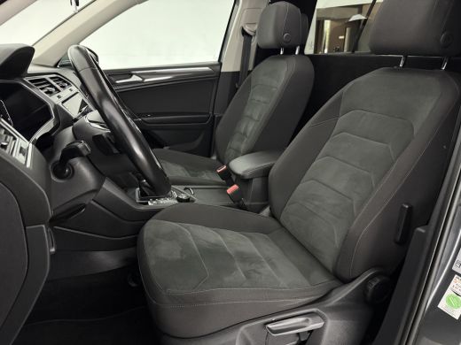 Volkswagen Tiguan 2.0 TDI 4 Motion R-Line | GRIJS KENTEKEN | 240PK Pano LED Head up Display Clima Cruise Camera Car... ActivLease financial lease