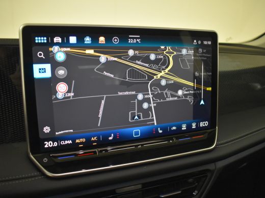 Volkswagen Tiguan 1.4 TSI eHybrid Business 204pk | Panorama dak | Trekhaak | Park assist | 360 camara | Navigatie |... ActivLease financial lease