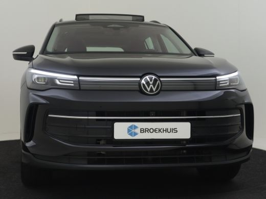 Volkswagen Tiguan 1.4 TSI eHybrid Business 204pk | Panorama dak | Trekhaak | Park assist | 360 camara | Navigatie |... ActivLease financial lease