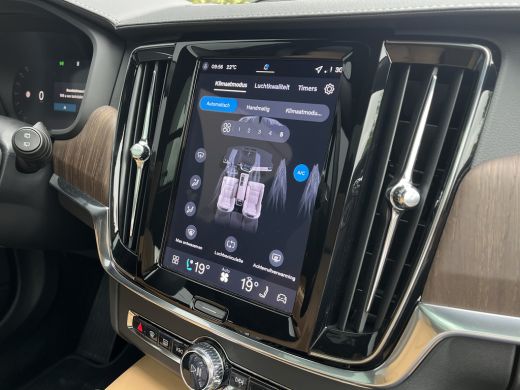 Volvo  V90 kombi T8 AWD Ultra Dark Executive Edition | Achteruitrijcamera met 360° Surround View | Beglazing... ActivLease financial lease