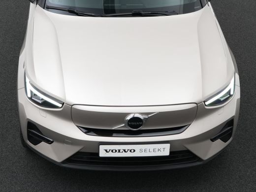 Volvo  XC40 Recharge Core 70 kWh | Climate Pack: Warmtepomp | Stuur/Stoelverwarming | Getint-Glas | Camera | ... ActivLease financial lease