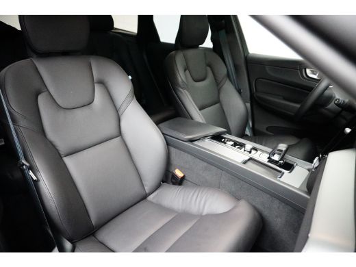 Volvo  XC60 2.0 T6 Plug-in hybrid AWD Plus Bright | Panoramadak | 21" | Elek stoelen | BLIS | Trekhaak | Adap... ActivLease financial lease