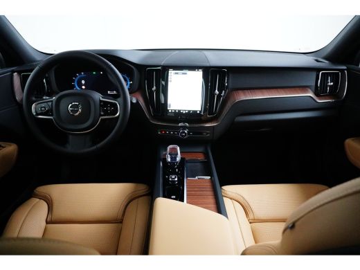 Volvo  XC60 2.0 T6 Plug-in hybrid AWD Plus Dark | Luchtvering | Stoelventilatie | 360° Camera | Panoramadak |... ActivLease financial lease