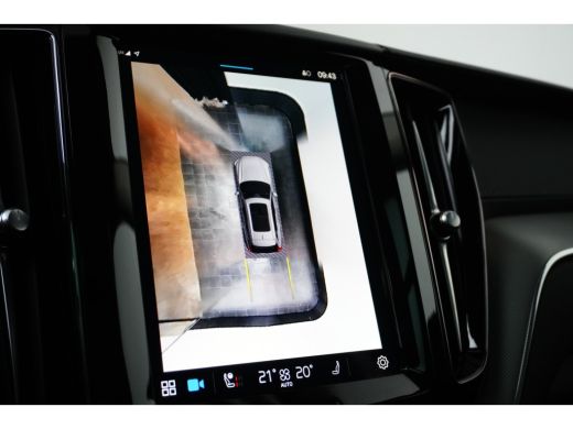 Volvo  XC60 Recharge T6 AWD Ultimate Bright | Lightning Pack | Luchtvering | 21" lichtmetaal | Gelaagd glas |... ActivLease financial lease