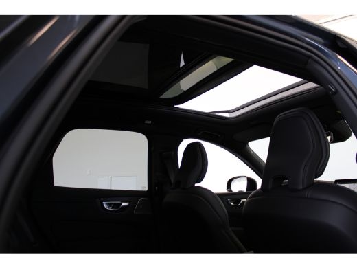 Volvo  XC60 T6 350PK Ultra Black Edition | Full Option | B&W Audio | Luchtvering | Panoramadak | 360° | Massa... ActivLease financial lease