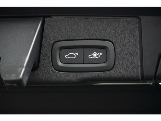 Volvo  XC60 T8 AWD Plus Black Edition | BLIS | Pano | 360Cam | Harman/Kardon | ActivLease financial lease