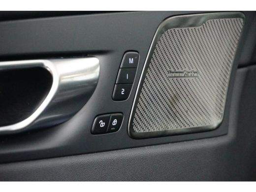 Volvo  XC60 T8 AWD Plus Black Edition | BLIS | Pano | 360Cam | Harman/Kardon | ActivLease financial lease