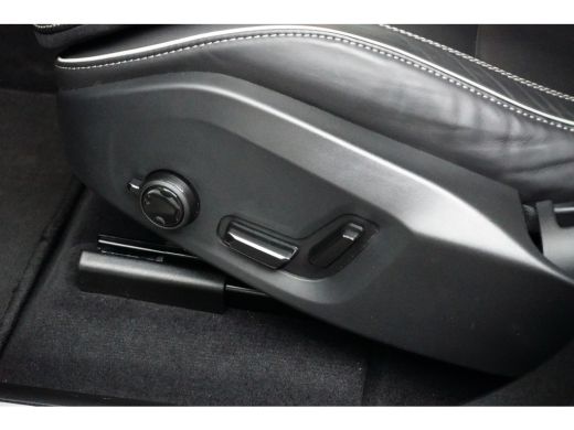 Volvo  XC60 T8 AWD Plus Black Edition | BLIS | Pano | 360Cam | Harman/Kardon | ActivLease financial lease