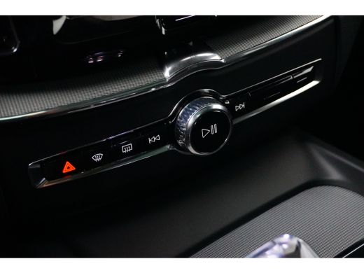 Volvo  XC60 T8 AWD Plus Black Edition | BLIS | Pano | 360Cam | Harman/Kardon | ActivLease financial lease