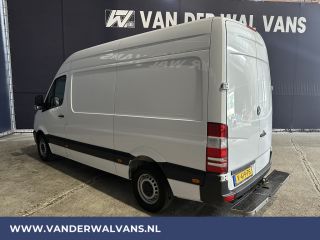 Mercedes-Benz Sprinter 316 CDI 164pk L2H2 Euro6 Airco | 2800kg Trekhaak | Cruisecontrol Parkeersensoren, Chauffeursstoel