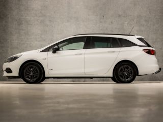 Opel Astra Sports Tourer 1.2 Sport (APPLE CARPLAY, NAVIGATIE, CLIMATE, CAMERA, ADAPTIVE CRUISE, SPORTSTOELEN...