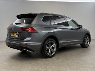 Volkswagen Tiguan 2.0 TDI 4 Motion R-Line | GRIJS KENTEKEN | 240PK Pano LED Head up Display Clima Cruise Camera Car...
