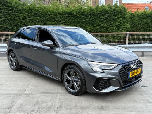 Audi A3 Sportback 35 150PK S-Tronic TFSI S edition | Optiekpakket zwart | Audi Connect & Navigatie plus |... ActivLease financial lease