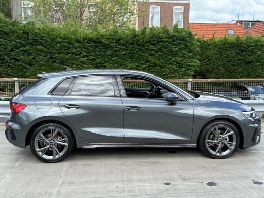 Audi A3 Sportback 35 150PK S-Tronic TFSI S edition | Optiekpakket zwart | Audi Connect & Navigatie plus |... ActivLease financial lease