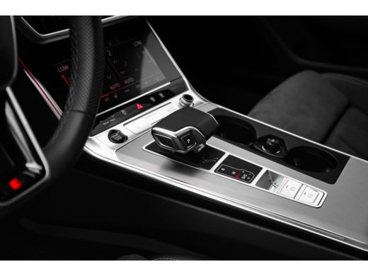 Audi A6 Avant 55 TFSI e quattro S edition Competition 367PK | Panoramadak | 360 Camera | Head-up Display ... ActivLease financial lease