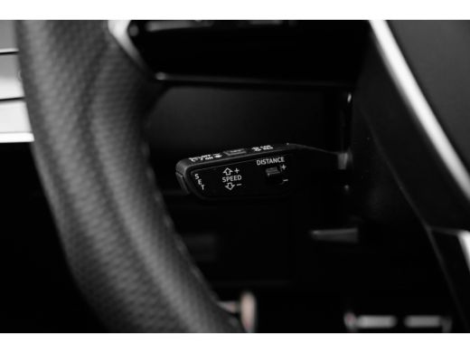 Audi A6 Avant 55 TFSI e quattro S edition Competition 367PK | Panoramadak | 360 Camera | Head-up Display ... ActivLease financial lease