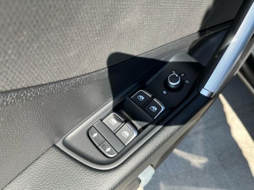 Audi Q2 35 150PK S-Tronic TFSI S Edition | Optiekpakket zwart | Audi Sound | Privacy glas | PDC achter | ... ActivLease financial lease