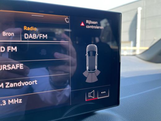 Audi Q2 35 150PK S-Tronic TFSI S Edition | Optiekpakket zwart | Audi Sound | Privacy glas | PDC achter | ... ActivLease financial lease