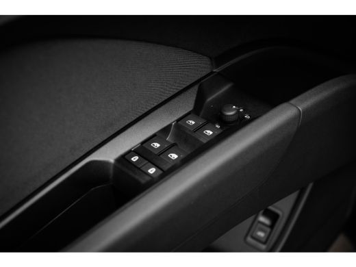 Audi Q4 e-tron Edition | Achterklep, automatisch bedienbaar | Achteruitrijcamera | Adaptive cruise control ActivLease financial lease