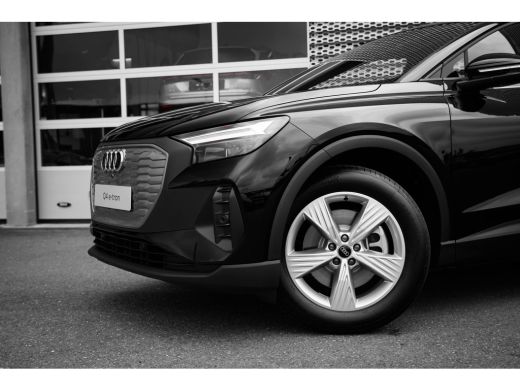 Audi Q4 e-tron Edition | Achterklep, automatisch bedienbaar | Achteruitrijcamera | Adaptive cruise control ActivLease financial lease