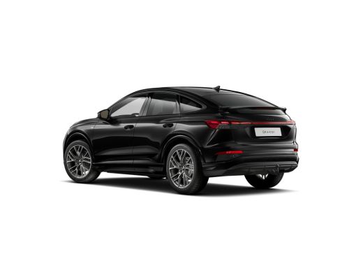 Audi Q4 e-tron S edition | Achterklep, automatisch bedienbaar | Achteruitrijcamera | Adaptive cruise control ActivLease financial lease