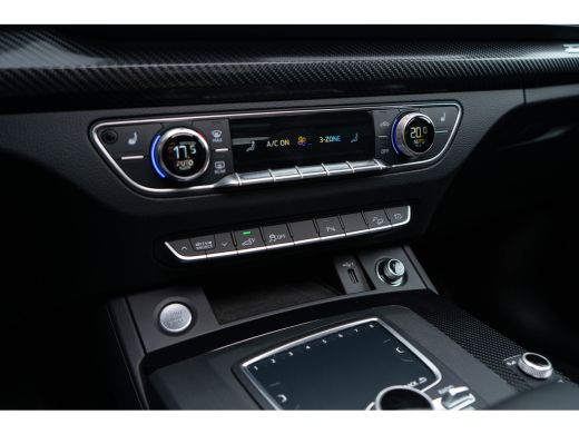 Audi Q5 TFSI e Quattro / MTM/ Virtual Cockpit/ Trekhaak/ Panoramadak/ 220W (300PK) ActivLease financial lease