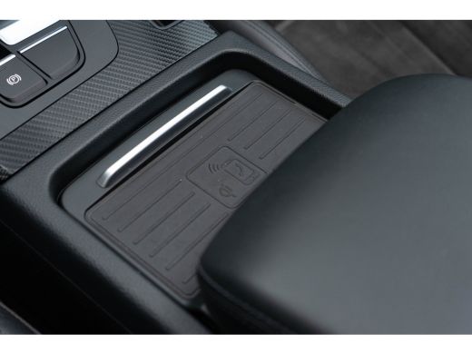 Audi Q5 TFSI e Quattro / MTM/ Virtual Cockpit/ Trekhaak/ Panoramadak/ 220W (300PK) ActivLease financial lease