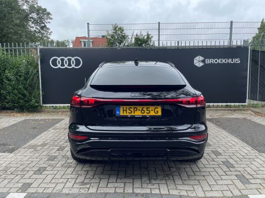 Audi Q6 e-tron S edition performance 100 kWh/Stoelventilatie/Trekhaak/Panoramadak/Rode remschoenen/ 21 inch Audi... ActivLease financial lease