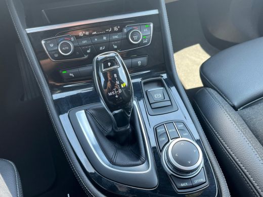 BMW 2 Serie Active Tourer 218i Executive Edition NL AUTO | LEDER | NAVI | CAMERA ActivLease financial lease