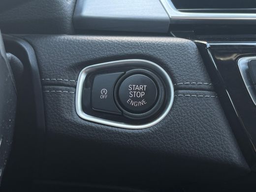 BMW 2 Serie Active Tourer 218i Executive Edition LEDER | NAVI | CAMERA ActivLease financial lease
