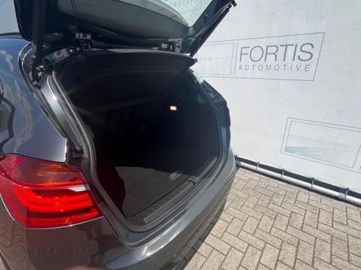 BMW 2 Serie Active Tourer 218i Executive Edition NL AUTO | LEDER | NAVI | CAMERA ActivLease financial lease