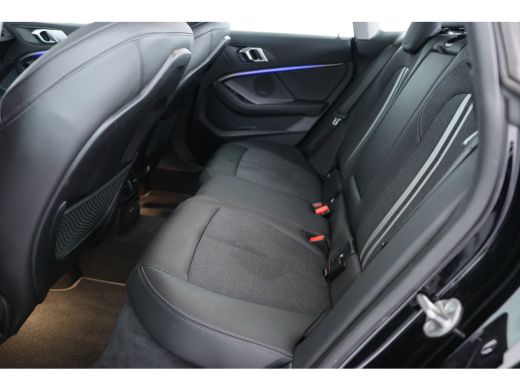 BMW 2 Serie Gran Coupé 218i Business Edition | Sport-Line | LED | Navi | Clima | Sportstoelen | Parkeersensor... ActivLease financial lease